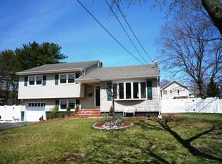 12 Cathy Ann Ct, Wayne, NJ 07470
