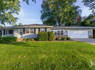 1415 Ottawa Beach Rd, Holland, MI 49424