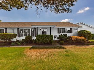 882 NE Fleming Ave, Gresham, OR 97030