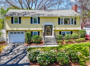 150 Woodside Ln, Arlington, MA 02474
