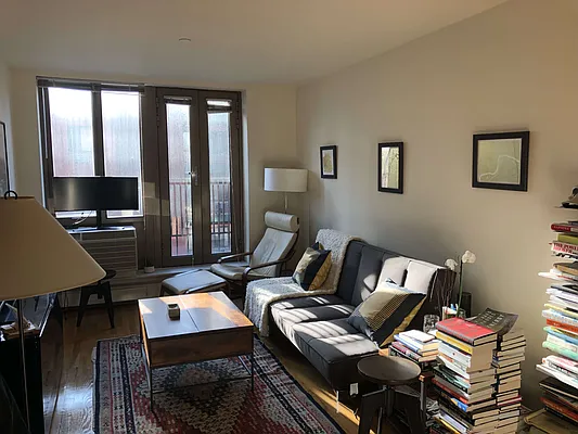 Rented by Shalimar Management | media 19