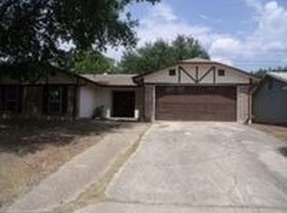 3042 James Lovell Dr, Kirby, TX 78219