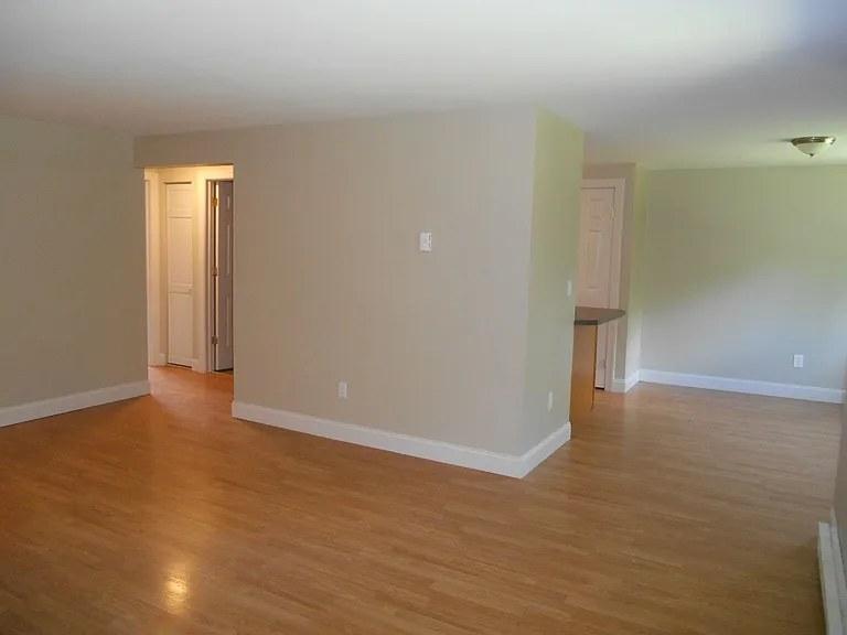 Willow Wood Apartment Homes — Photo 22