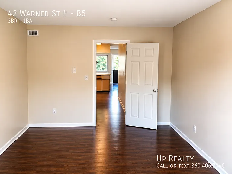 42 Warner St #B5 — Photo 6