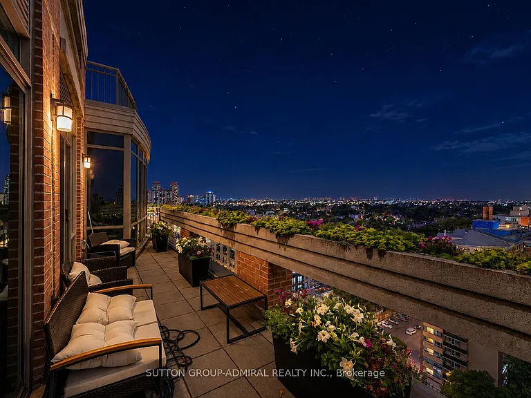 155 Saint Clair Ave W #1801 — Photo 27