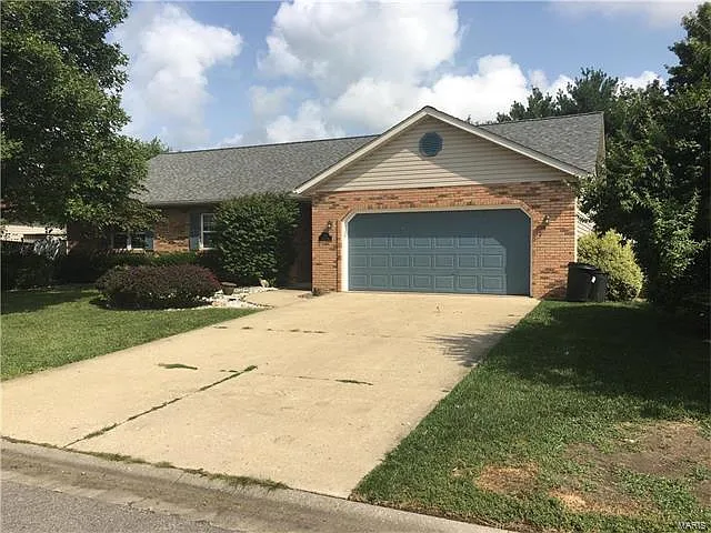858 Kendra Ann Dr photo 1