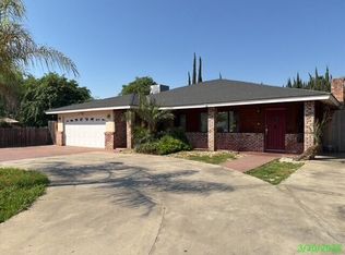511 N Chinowth St, Visalia, CA 93291