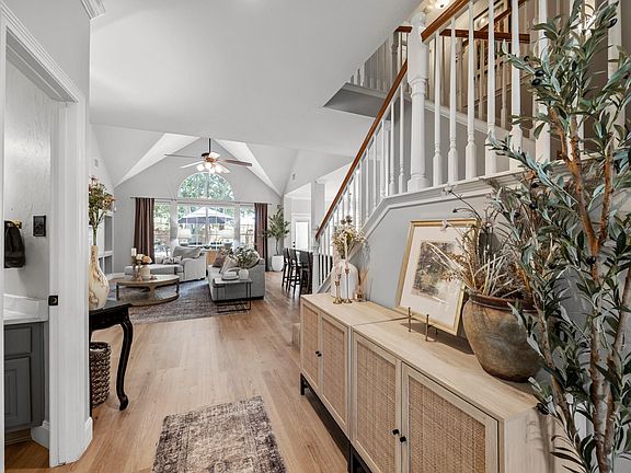 5th image of 3407 Castlewind Dr