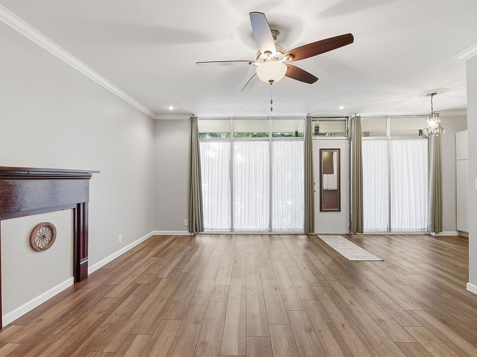 1st image of 3909 Whitland Ave APT 202