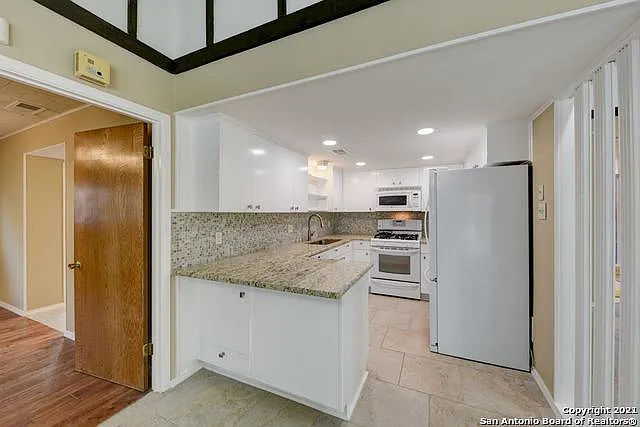 5515 Gleason Dr — Photo 3
