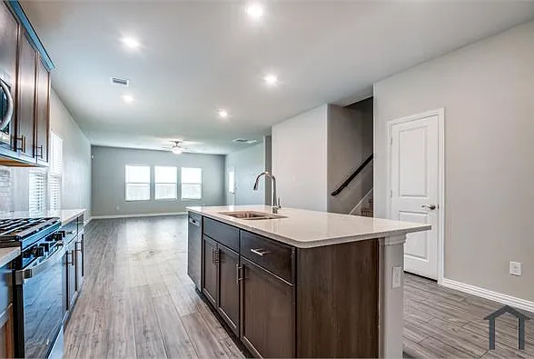 5219 Amistad Ave — Photo 24