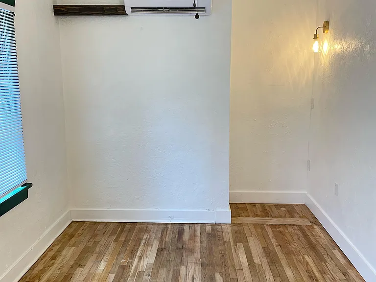 111 16th Ave S #2 — Photo 13