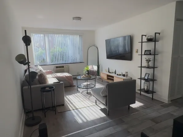 3710 N Pine Grove, 3710 N Pine Grove Ave #A, Chicago, IL 60613