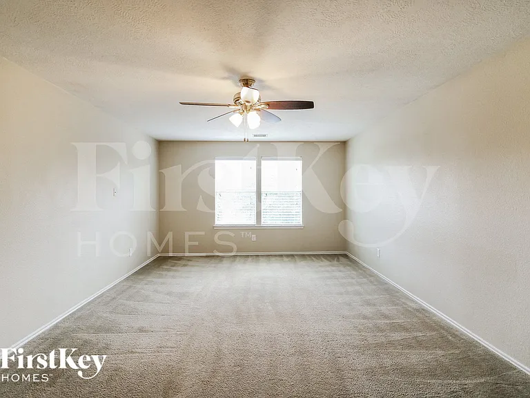 15919 Arapaho Bend Ln — Photo 9