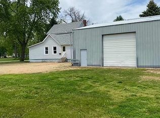 225 N Jefferson Ave, Amboy, IL 61310