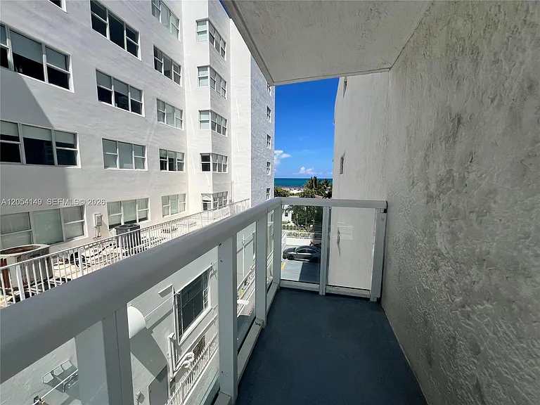 2457 Collins Ave #402 — Photo 18