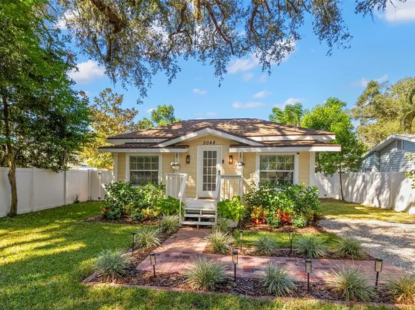 2048 The Mall, Clearwater, FL 33755