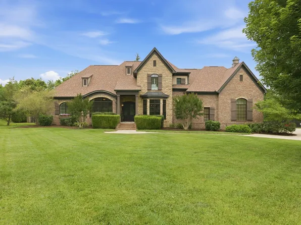 2228 Grey Cliff Dr, Franklin, TN 37064