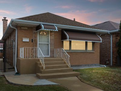 3253 N Austin Ave, Chicago, IL, 60634