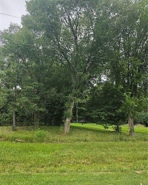 2nd image of 186 NW 1871st Rd