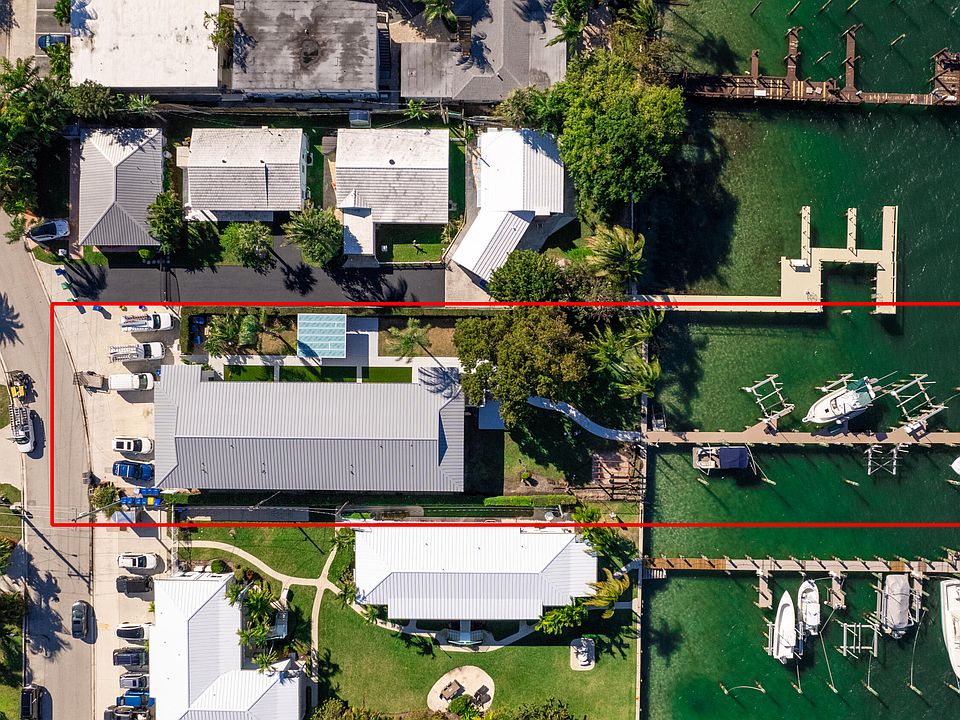 1st image of 2649 Lake Drive #1