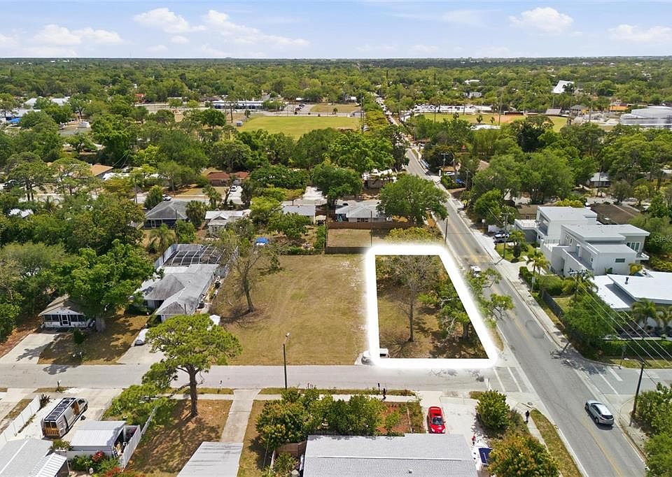 1st image of 0 Bay St Lot 1