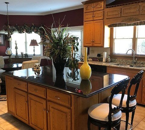 4th image of 5001 Cobblestone Dr