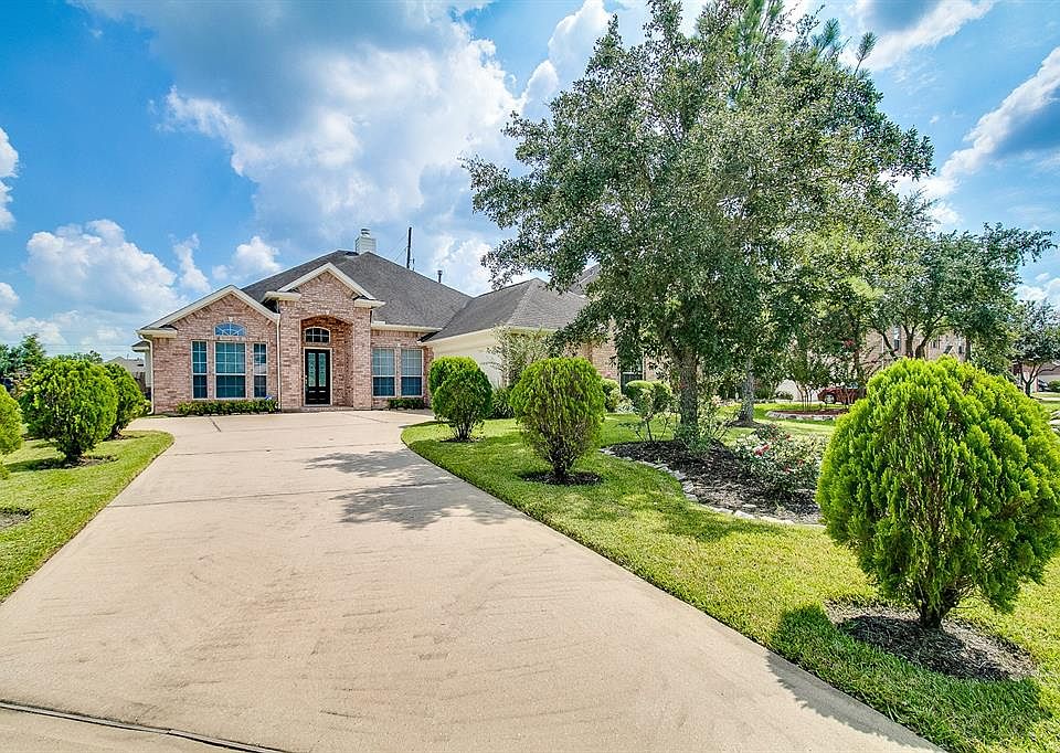 1st image of 1230 Riverchase Dr
