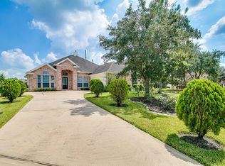 1230 Riverchase Dr, Richmond, TX 77469