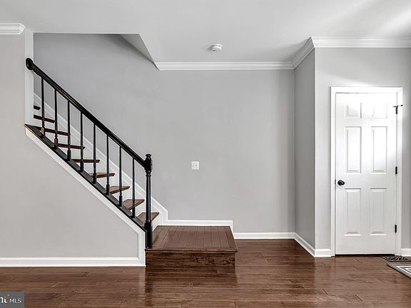 3rd image of 7224 Stover Dr