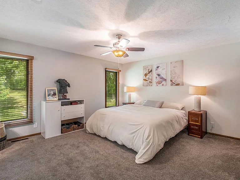 12906 S 29th Pl — Photo 7