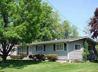 1506 N 2nd Ave, Washington, IA 52353