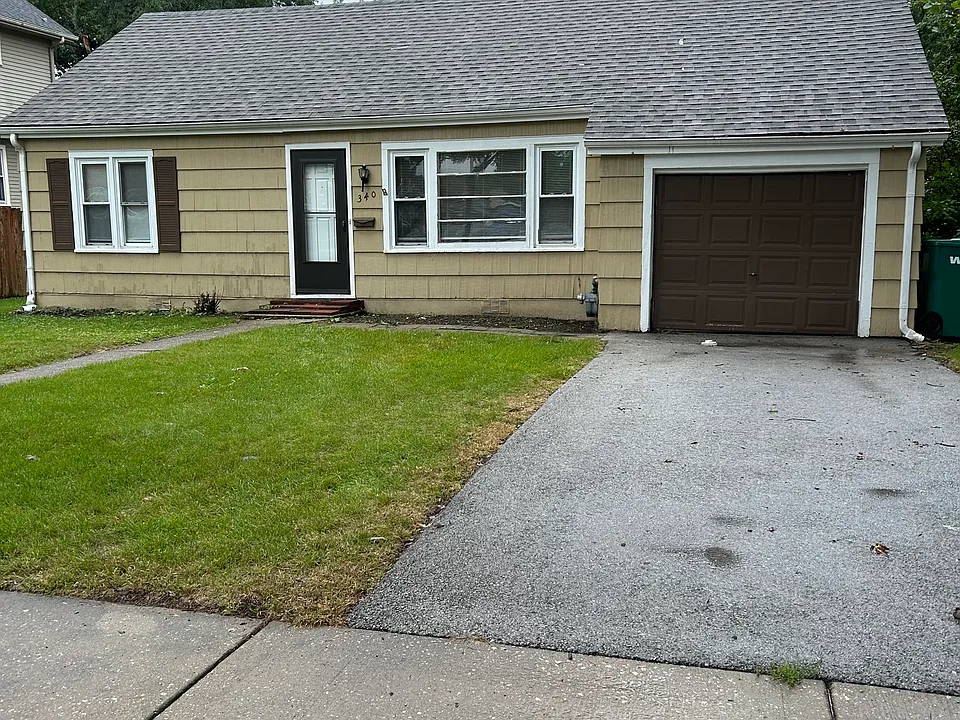 340 S Ahrens Ave