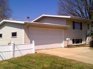 2615 N Appleton St, Appleton, WI 54911