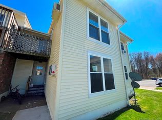 949 Pleasant Valley Rd APT 11-9, Bethel, CT 06801