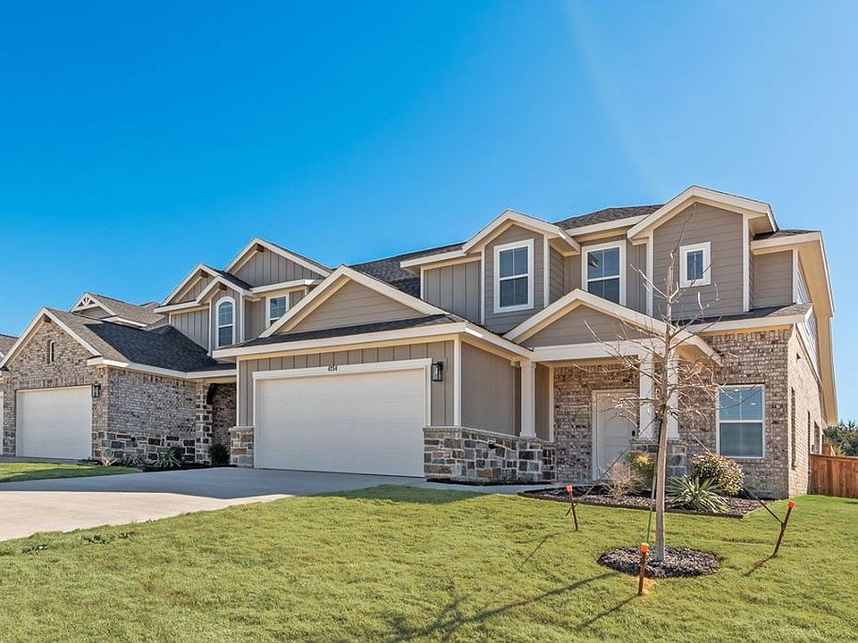 1st image of 4254-4256-4258 Clovis Ct #4254