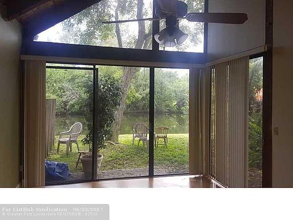 3rd image of 425 N University Dr #313