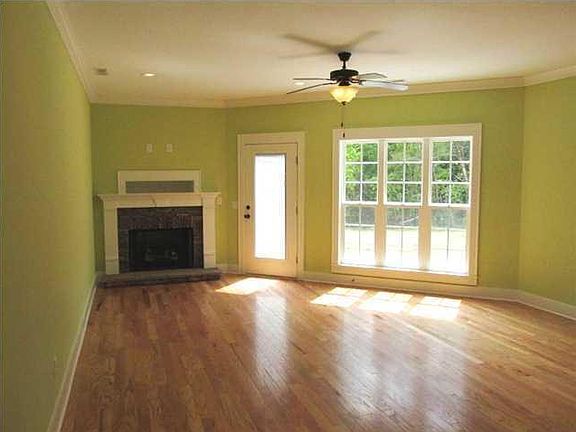 5th image of 2718 Amsterdam Ln #17