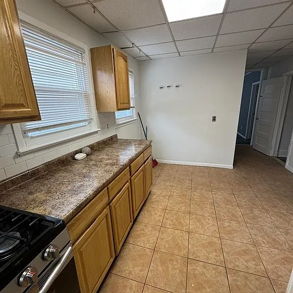 596 Adams Ave #1 — Photo 7