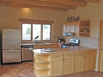 4th image of 1424 Berninghaus St