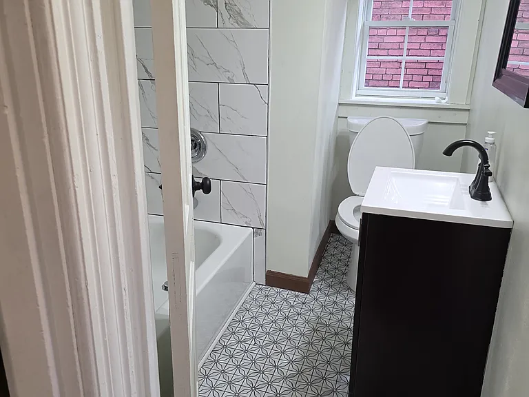 Beautifully finished Bathroom