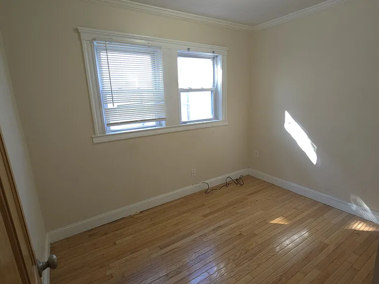 10-12 Alcott Park #10 — Photo 7