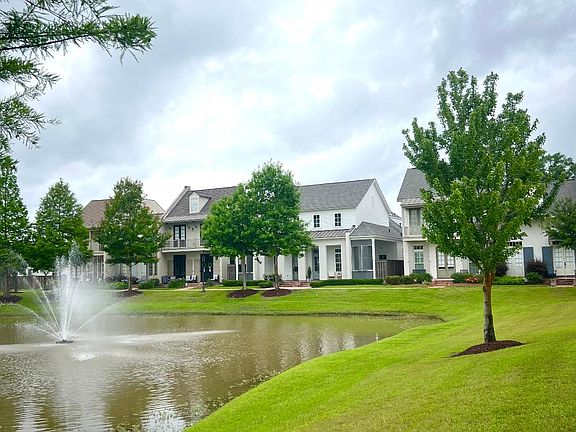 2nd image of 10931 N Creek Ln