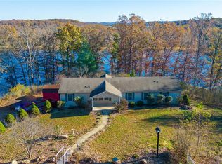608 Turkey Point Ln, Saint Clair, MO 63077