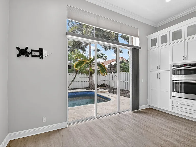 6319 C Durham Dr — Photo 15