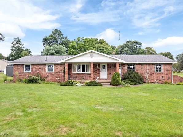 5059 Broadview St NE, Louisville, OH 44641