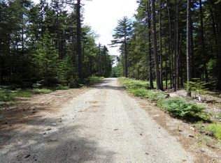 580 Point Rd, Hancock, ME 04640
