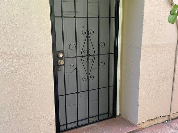 3rd image of 1311 Capuchino Ave