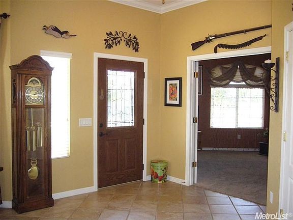 2nd image of 4857 Monte Mar Dr