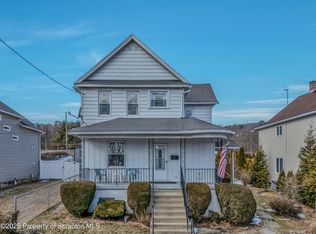 1023 Carmalt St, Dickson City, PA 18519
